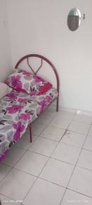 Bilik single fully furnished utk perempuan 