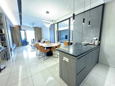 Queens Residence Q1 DIRECT SEAVIEW 1200sqft 3bedroom 2 car park