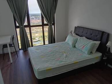 【FemaleUnit With Parking】Master Room for rent｜Vertu Resort Batu Kawan
