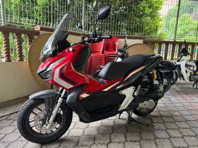 Honda adv