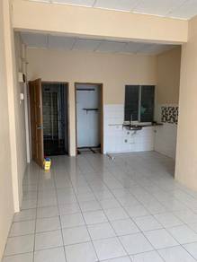 Nilai Perdana Apartment 4 Floor 3 Rooms Basic , Sembilan