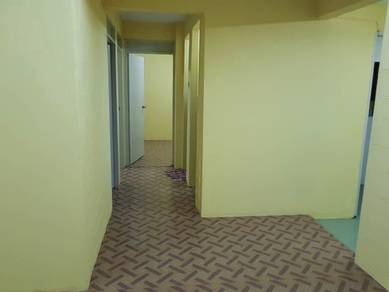 Ground Floor Apartment Pantai Indah Pantai Dalam KL For Rent