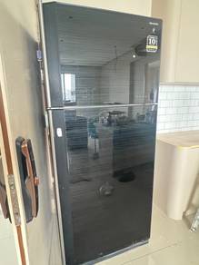 fridge and washer machine