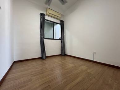FOR RENT| The Garden Condominium| Highest Floor