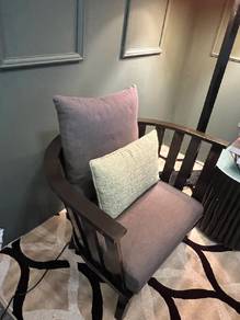 resort style arm chair 