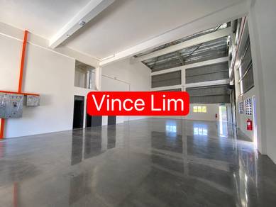 Coner Unit* 1.5 Storey Semi Detached Light Industry For Rent At Palmer