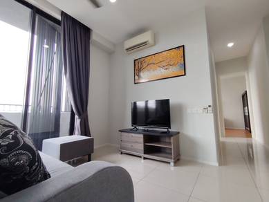 BELOW MARKET VALUE -Dreamcity Residence Seri Kembangan Lakeview Condo