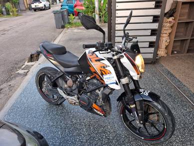 KTM duke 200 v1