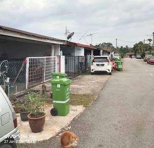 For Sale : Teres Setingkat Kampung Padang , Kuantan