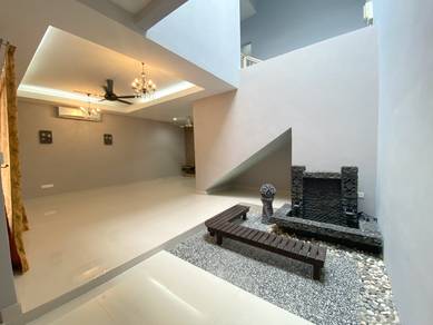 Elegant Double-Storey Terrace in Bandar Baru Enstek | Freehold