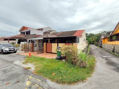 TERES SETINGKAT (END LOT) RENOVATED EXTENDED-Seksyen 16 Bdr Baru Bangi