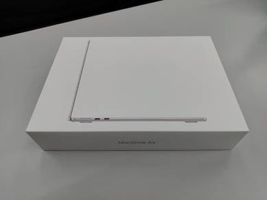 BARU MacBook Air 13 M5 16gb/1tb