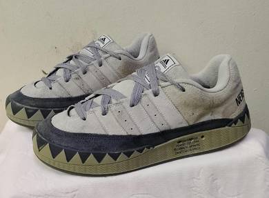 Adidas (8.5uk)