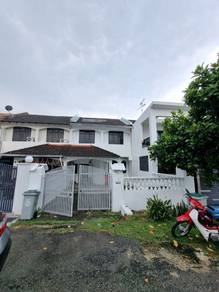 Taman Ungku Tun Aminah 1.5 Storey House New Painted New Touch Up