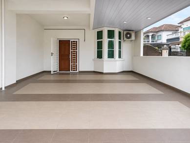 Double Storey House Taman Bukit Minyak, BM for sales! Under Bank Value