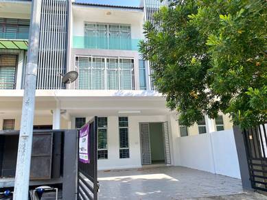 GOOD CONDITION🔥 3 Storey Bangi Avenue 3, Taman Bangi Avenue, Kajang