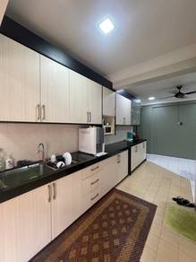 Renovated 💥1100sqft💥 Freehold Corner Unit Perdana Villa For Sale