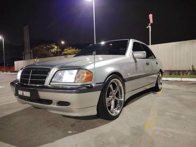 Mercedes Benz W202 C200