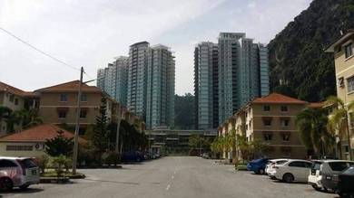 Permai Lake View Apartment