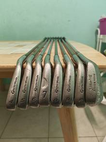 TaylorMade 200 Series Iron Set 4–PW + FREE Wedge