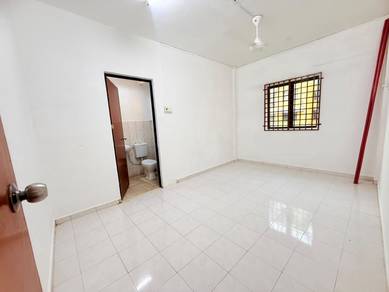 Full Loan ,Cash Out ,Lily Jasmine ,Tampoi Indah ,Ground Floor,Corner