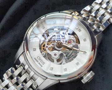 ORIS Artelier Skeleton Diamonds Mid Size 31mm