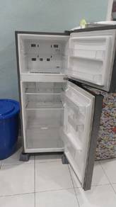 Fridge for sale 