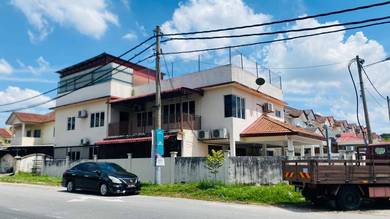 2.5 Storey Corner lot Fully Renovation Terrace House Tmn Cheras Prima
