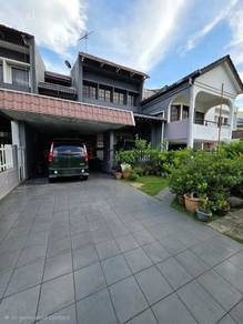 Freehold double storey Petaling Jaya Near LRT and Paradigm Mall