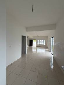 For Rent Near to Airport Corner Lot, M Senyumia Salak Tinggi Sepang