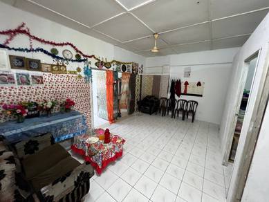 CORNER UNIT Hentian Kajang Shop Aprtment RUMAH LUAS 1288 SQFT+RENOVATE