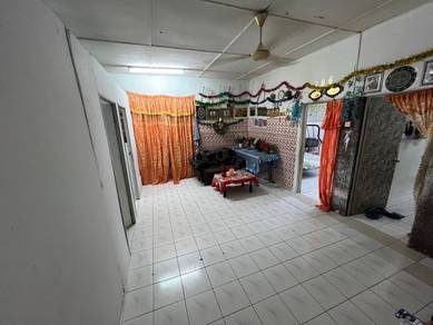 CORNER UNIT Hentian Kajang Shop Aprtment RUMAH LUAS 1288 SQFT+RENOVATE