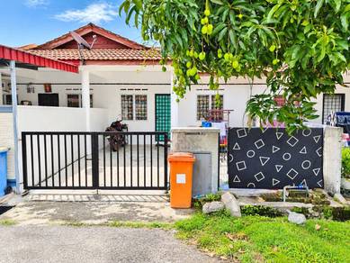 1.5-storey-Terraced-House-for-sale-Banting-Selangor