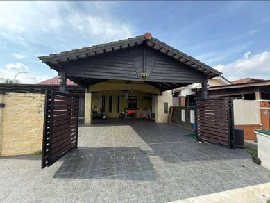Untuk Dijual Teres 1 Tingkat Corner Lot Taman Pulai Mesra Renovated