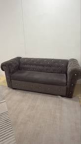 Elegant Grey 3 Seater Chesterfield Velvet Sofa