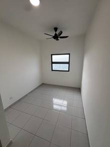 Parkland kajang 2 Very near KTM , UKM , MRT , Bangi Sek 4 ,7 , 8 , 9