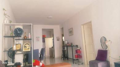 Comfortable living in a convenient location