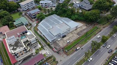 Likas Road Side Showroom Location for Rent