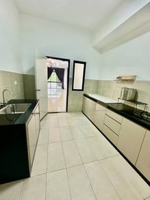 Permas - Strait view Home - Unblock View - Only 3200