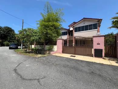 Double Storey Bungalow Desa Pinggiran Putra, Putrajaya