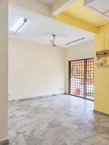 Super Good Deal!!  USJ 3 Double Storey