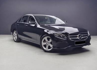 2016 Mercedes Benz E200 2.0 AVANTGARDE W213 Local