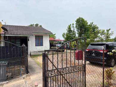 Rumah Teres Setingkat Taman Widuri Indah Senawang Open Title