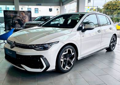 2026 New Volkswagen Golf 1.5 R-Line IQ.Drive