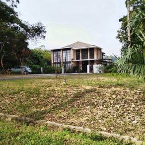 Corner seroja land @ saujana utama