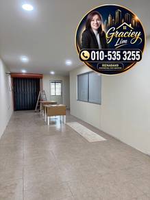 Fully Refurnished 3 Storey Terrace Light Industry facing main road