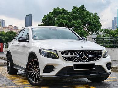 SUNROOF💥2019 Mercedes Benz GLC300 2.0 COUPE AMG