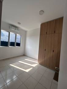 Corner Unit Residensi Adelia 4, Bangi Avenue | 3R3B | Near KTM & UKM
