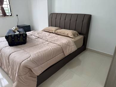 Bilik Premium & Besar LELAKI ada WIFI dan AIRCOND 12 Min to CIQ