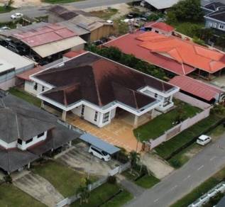 Bungalow House l Putatan l 15,000 Sq Ft
